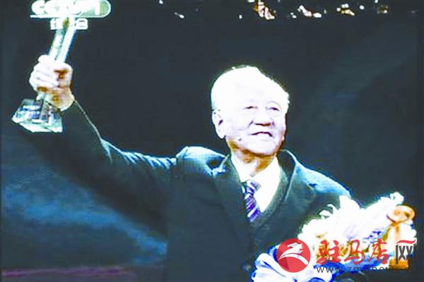 yangf171036.jpg
