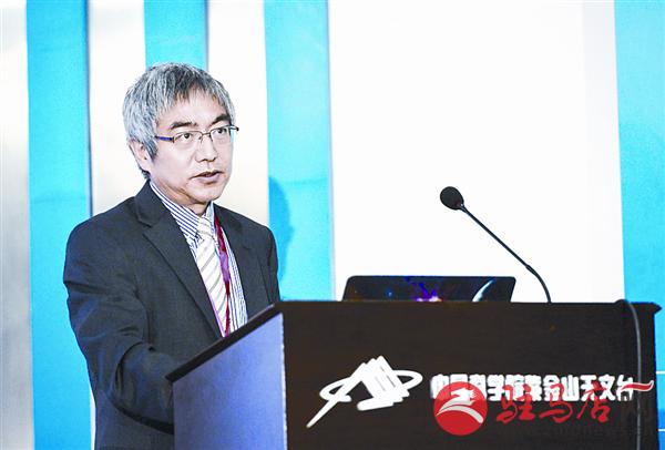 yangf171083.jpg