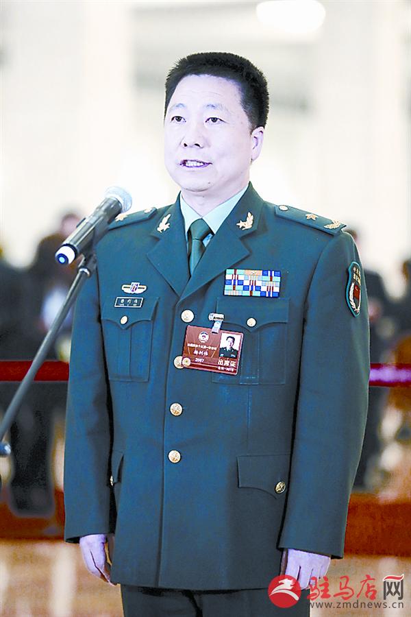 daih18038.jpg
