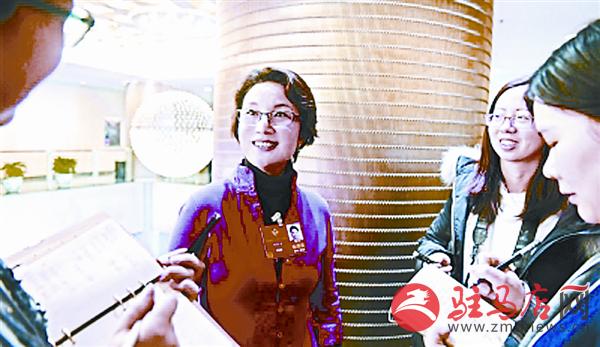 yangf1803231.jpg