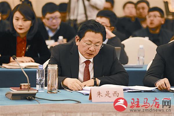 yangf180331.jpg