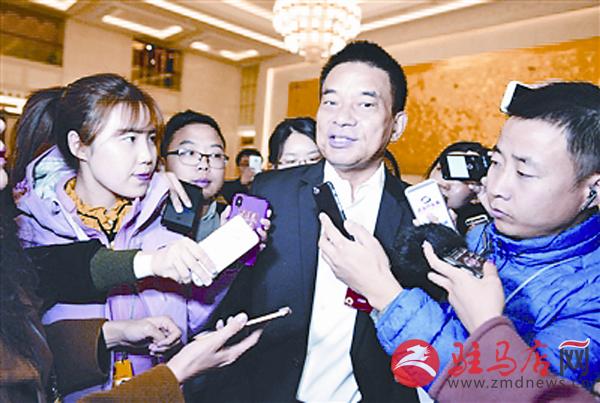 yangf180329.jpg