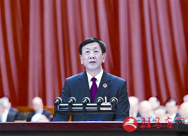 yangf180335.jpg