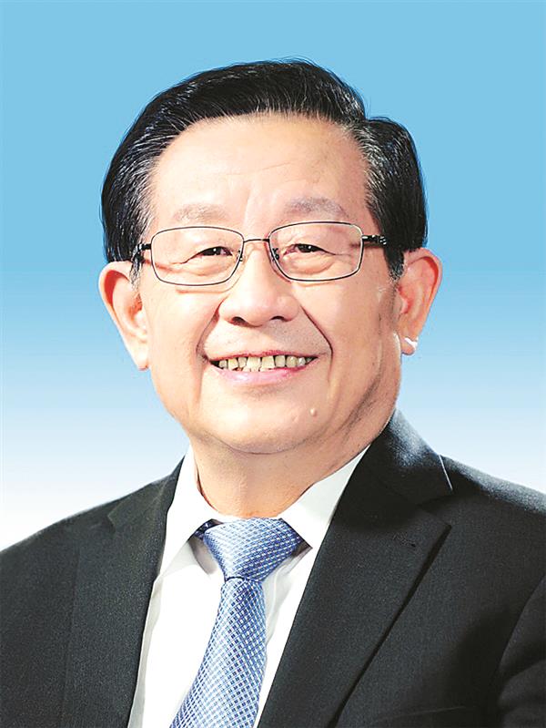 yangf180356.jpg
