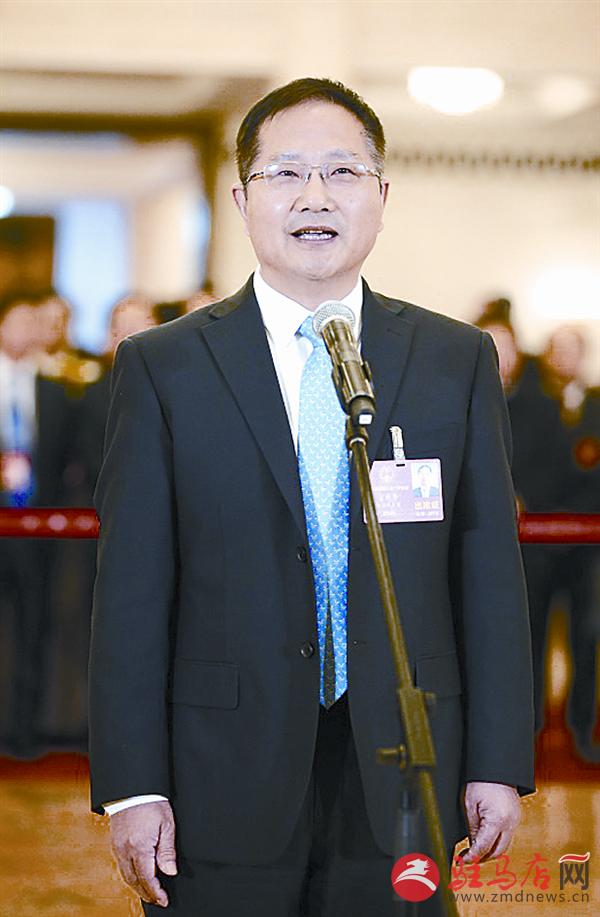 zhangxj180348.jpg