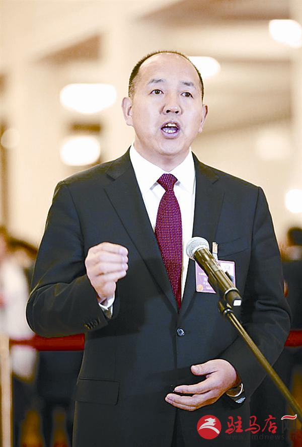 zhangxj180350.jpg