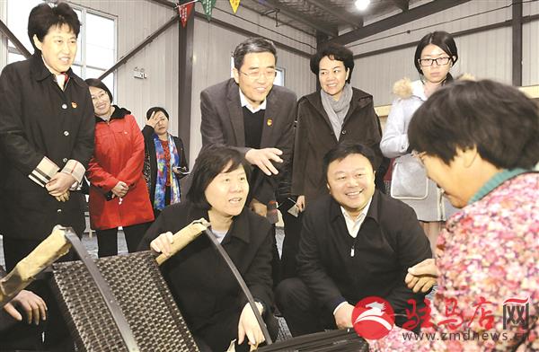 yaohf1811106.jpg