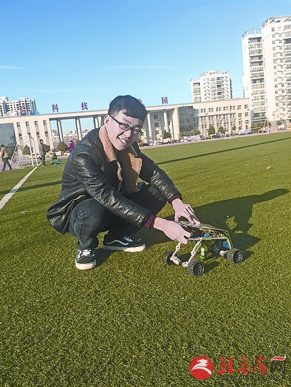 yuanzh151280.jpg