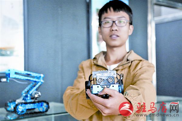 yuanzh161070.jpg