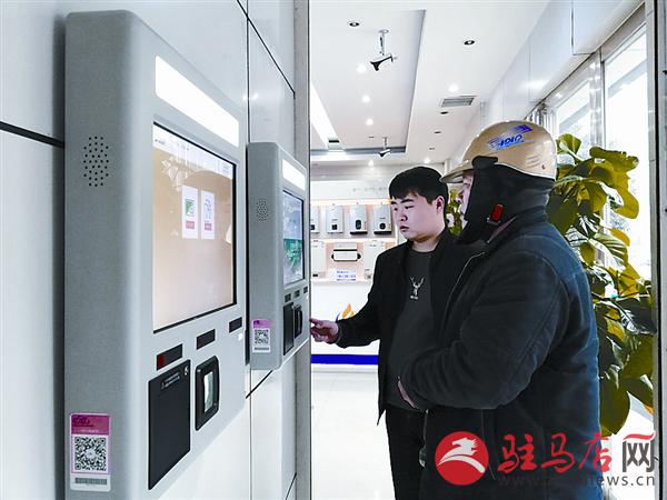 liujx1812355.jpg