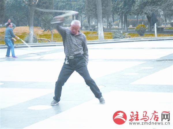 yuanzh150359.jpg