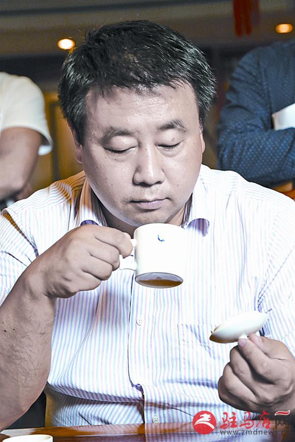 yuanzh160775.jpg