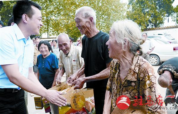 zhaol150629.jpg