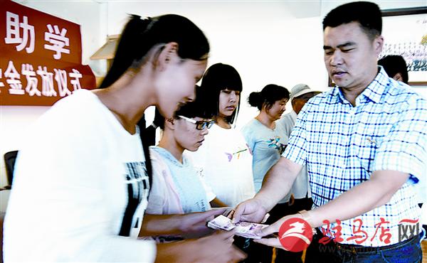 xiaopf150822.jpg