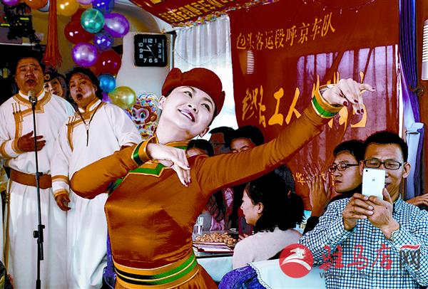 yangf160201.jpg