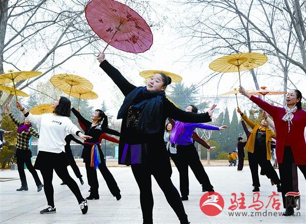 zhaol160358.jpg