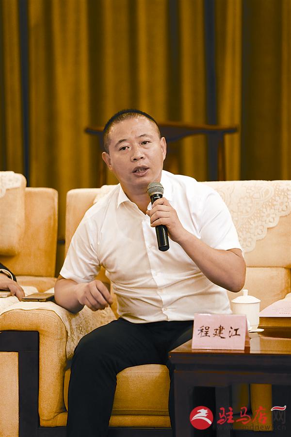 luf1609137.jpg
