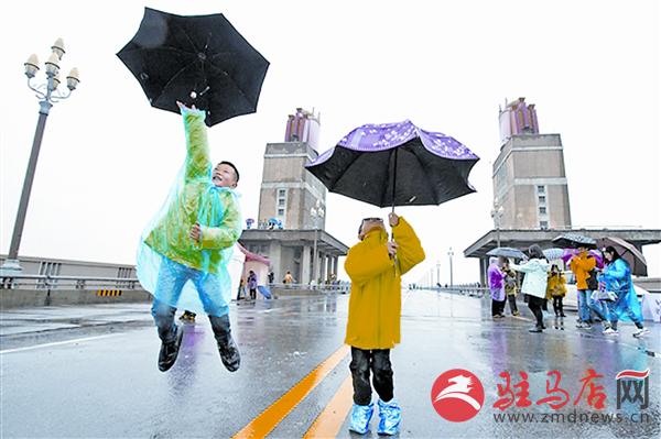 zhangxj161042.jpg
