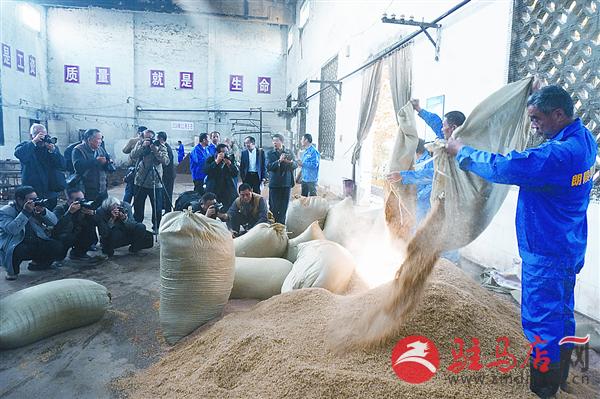 wangzh161140.jpg