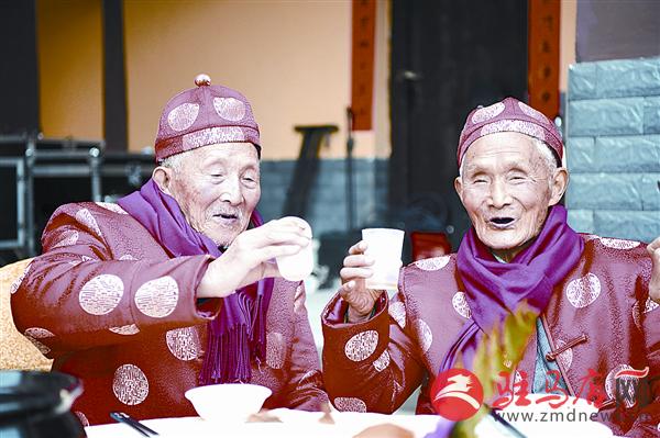yangf161260.jpg