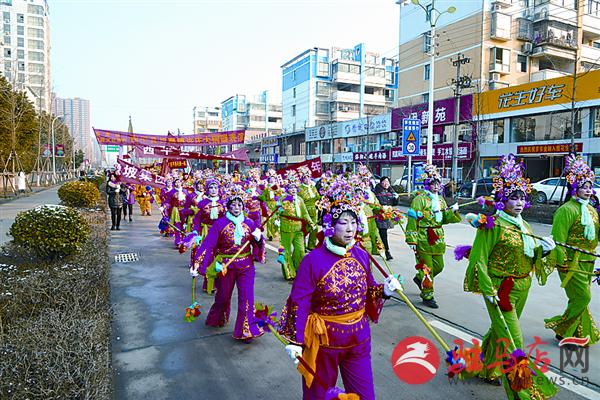 hxy1702105.jpg