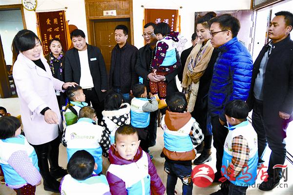 zhaol170315.jpg