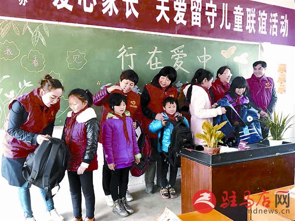 yaohf1703149.jpg