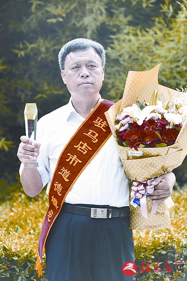 hxy1707122.jpg