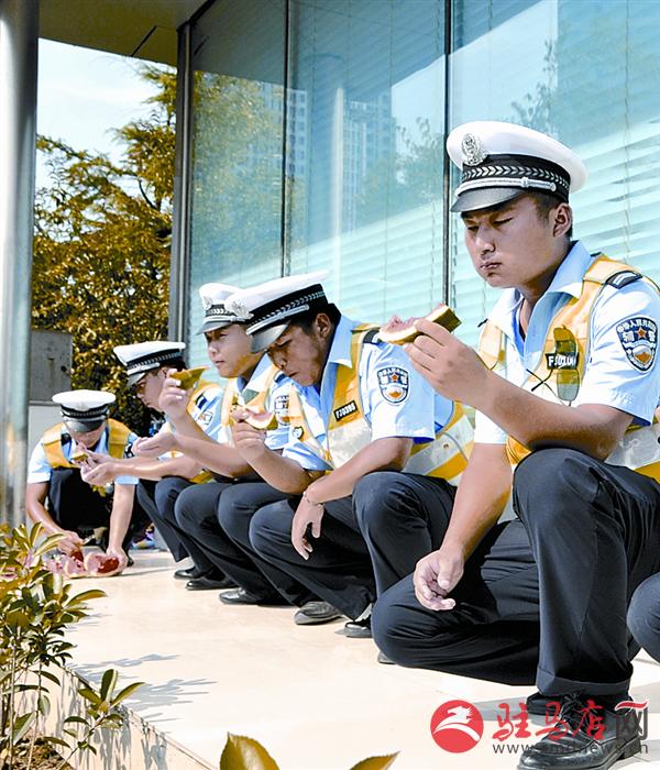 wangzh1707124.jpg