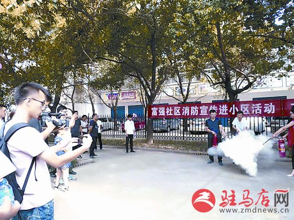 yaohf1707112.jpg