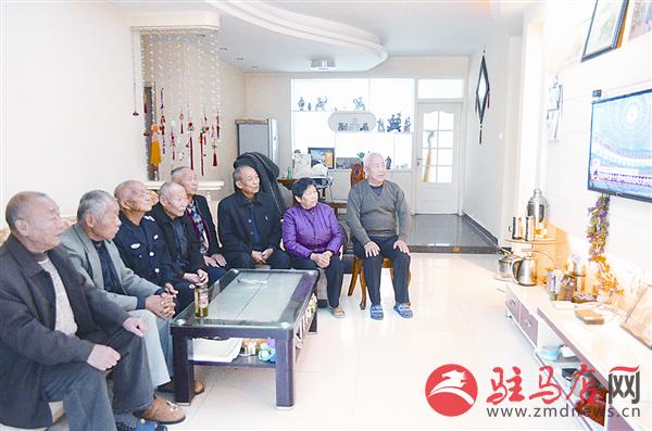 wangk1710941.jpg