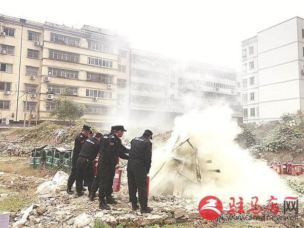 yaohf171158.jpg