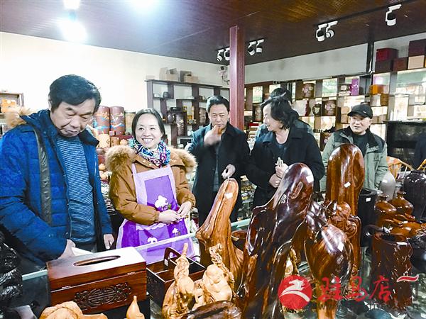 wangzh1711192.jpg