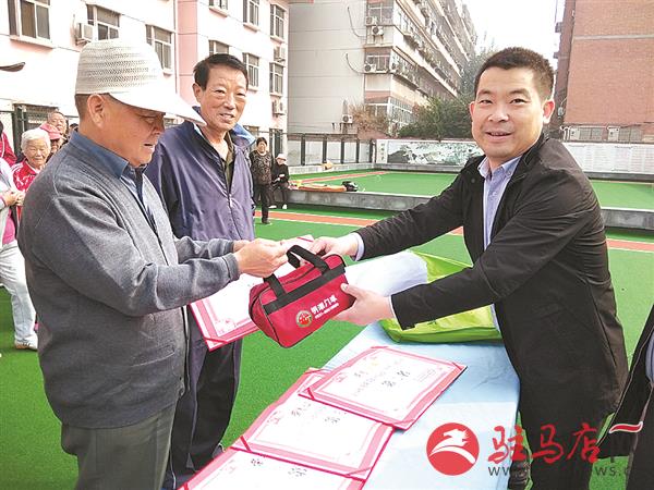zhangxj181037.jpg