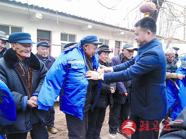 yangxh1901249.jpg