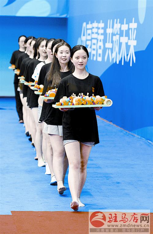 yuanzh14087.jpg