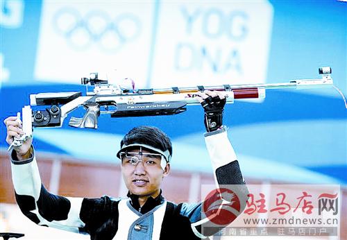 yangf141247.jpg