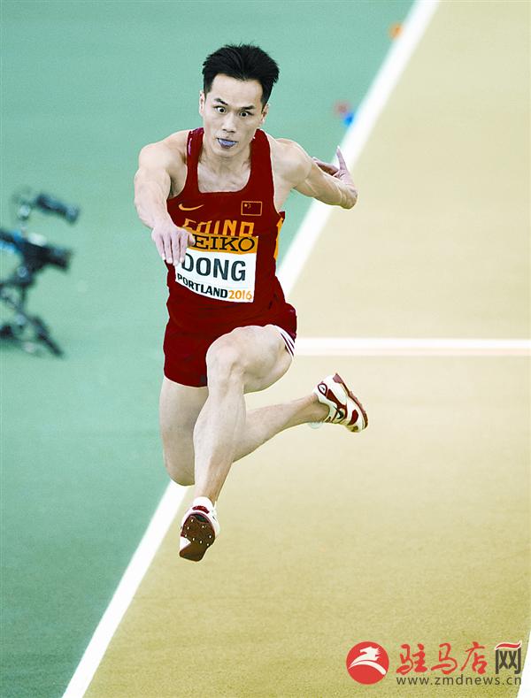 daih160343.jpg