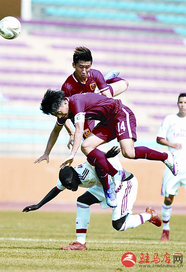 yangf1607129.jpg