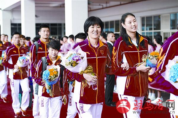yangf1608128.jpg