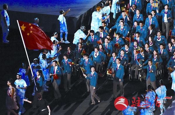 zhaol160927.jpg