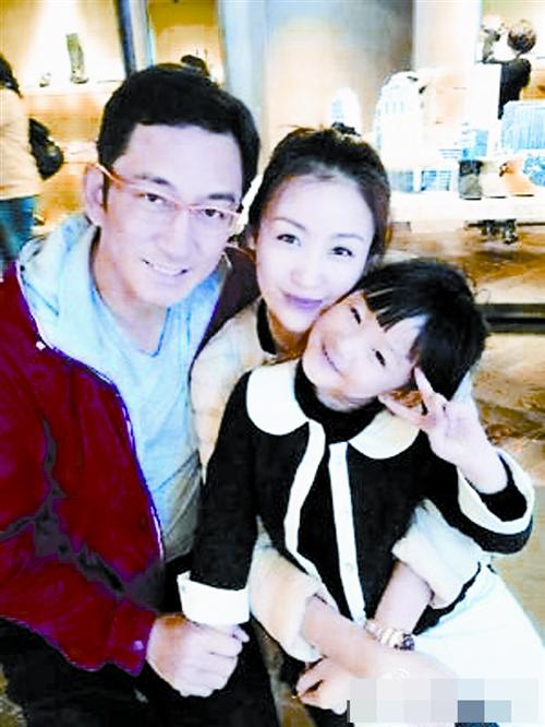yangf1410106.jpg