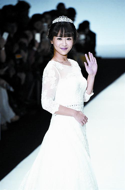 yangf1410104.jpg