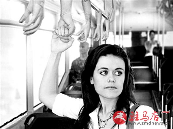 jiaoyp150212.jpg