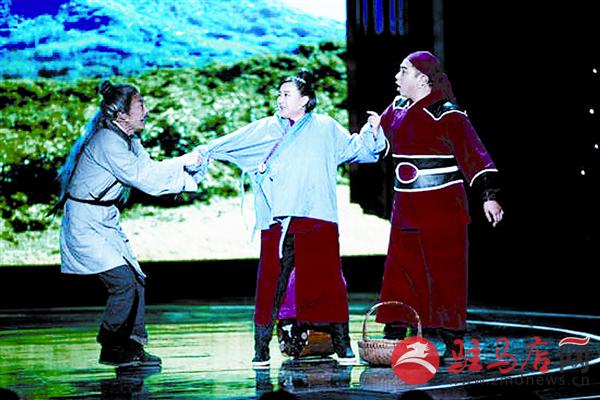 yangf150732.jpg