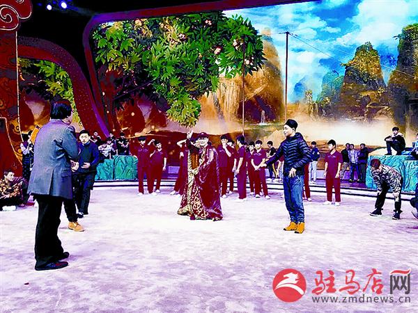 yangf160175.jpg