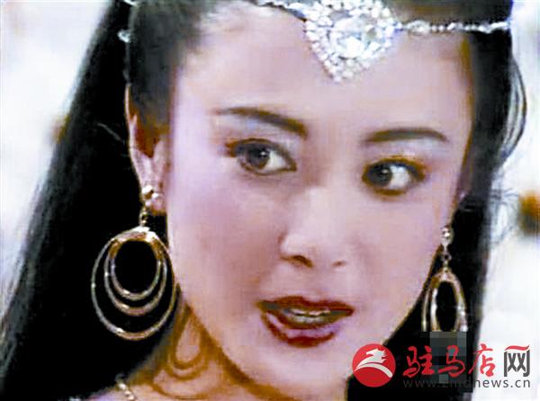 daih16035.jpg
