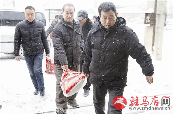 zhangz150185.jpg