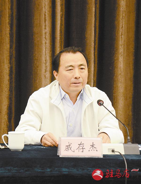 zhangz1505140.jpg