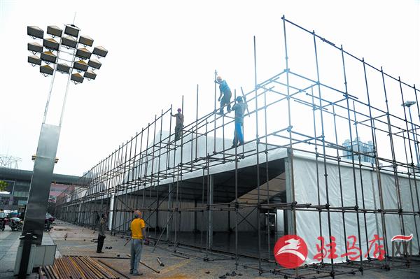 zhaol150844.jpg